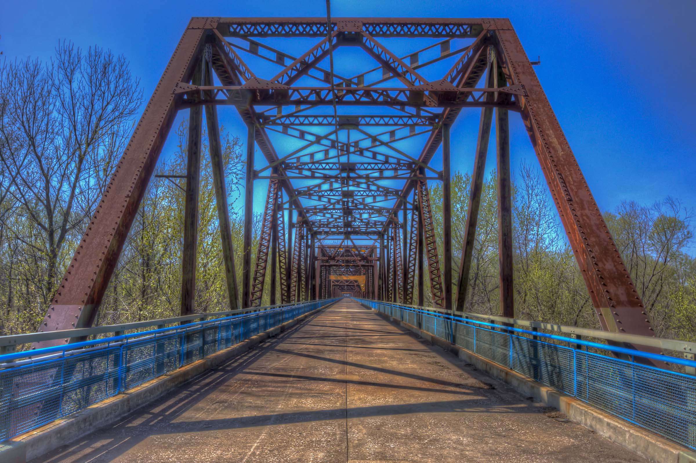 The Old Chain of Rocks Bridge | Enjoy Illinois