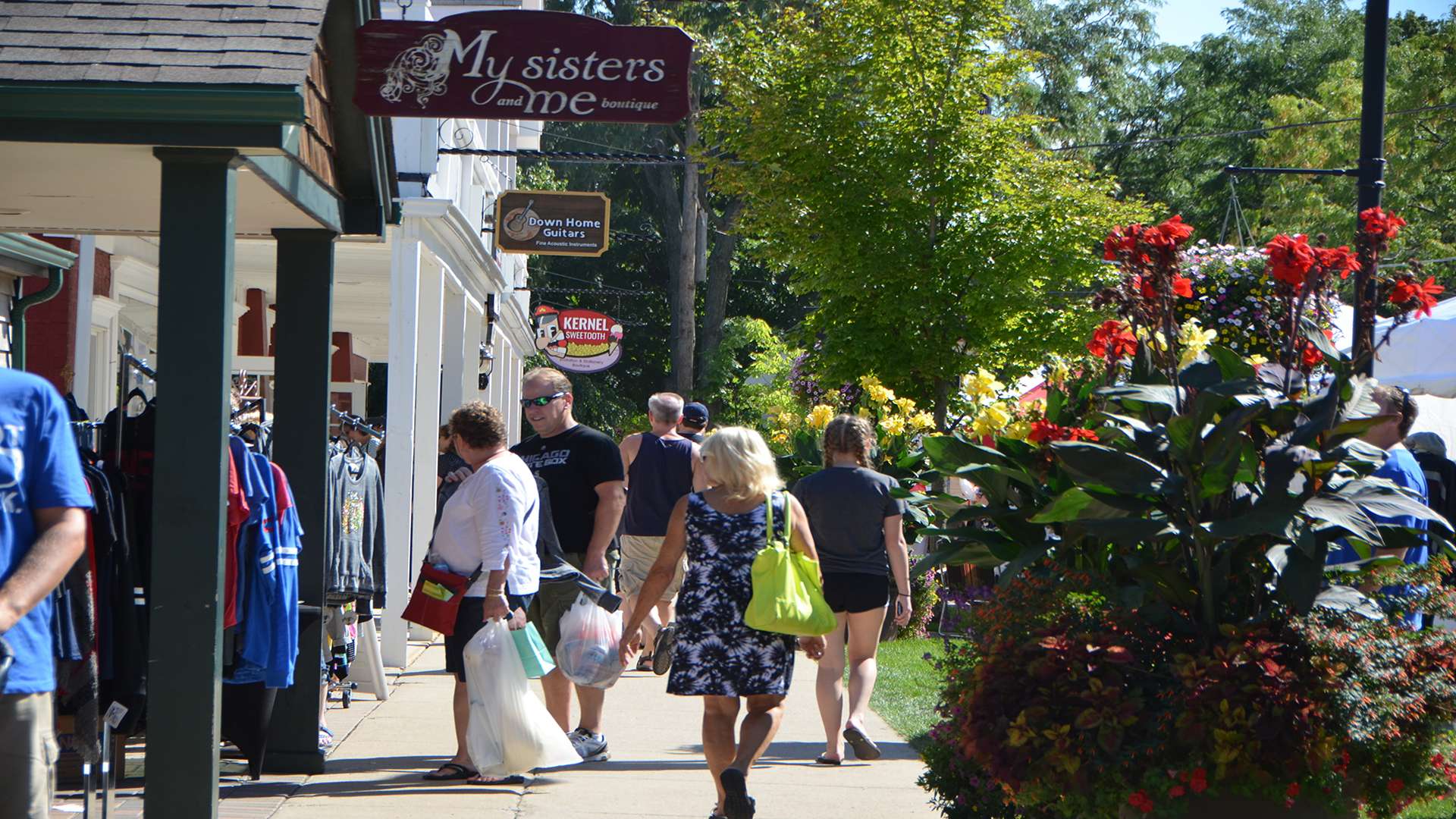 Historic Downtown Frankfort | Enjoy Illinois