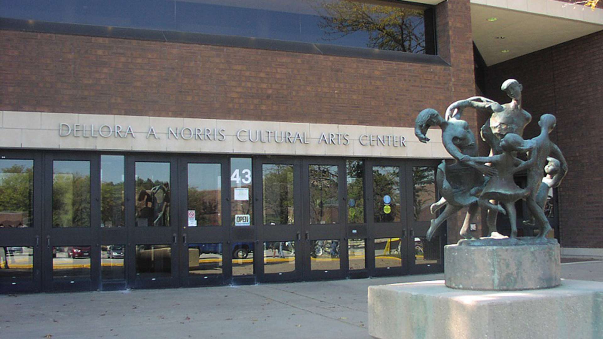 Norris Cultural Arts Center | Enjoy Illinois